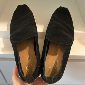 Toms Black Flats Slip-On Loafers Women’s 8.5